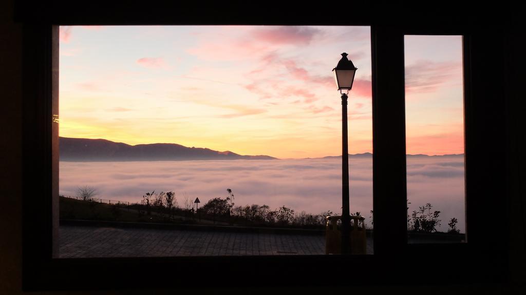 Hotel Albergue La Casa Del Peregrino El Acebo de San Miguel Εξωτερικό φωτογραφία